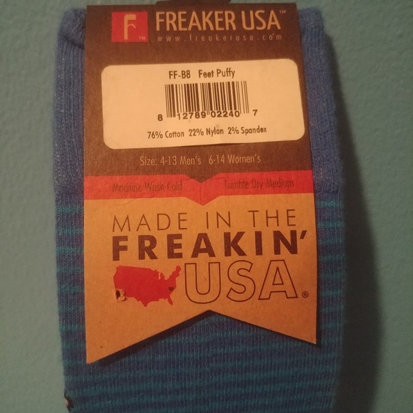 FreakerUSA Puffy Penguin Socks - Picture 3 of 3